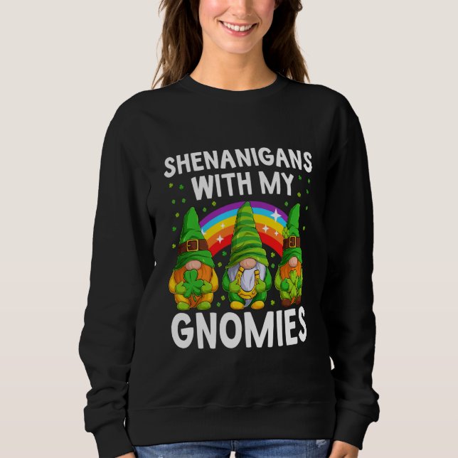 Camiseta Shenanigans With My Gnomies St Patrick's Day Gnome (Frente)