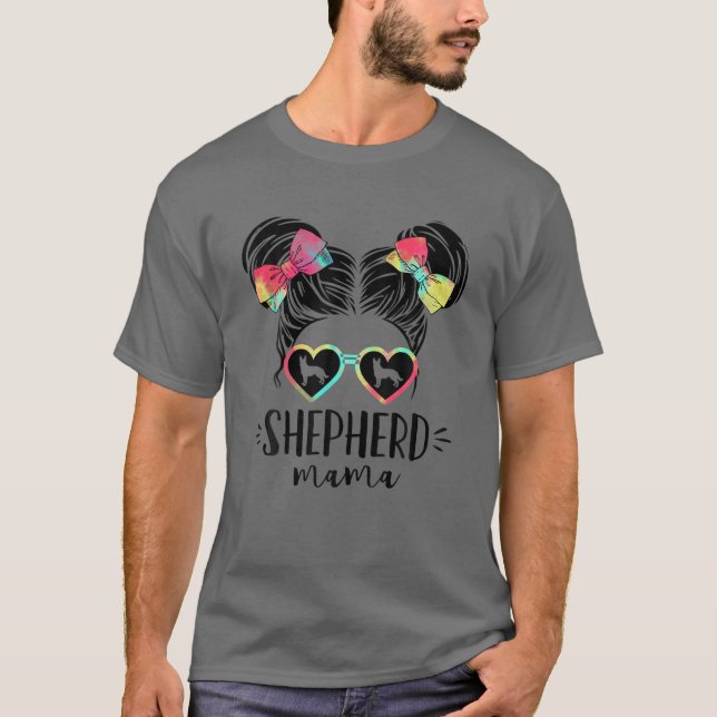 Camiseta Shepherd Mama Oferece Cabelo Duplo Alemão Shepher (Frente)
