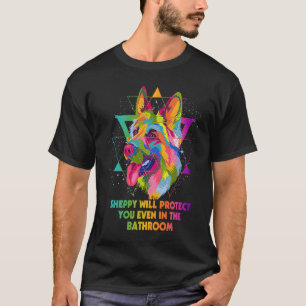 Camiseta Sheppy Protege Você no Banheiro  Pastor Alemão