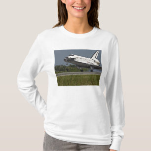 Camiseta Shuttle Endeavor pousando o Centro Espacial Kenned