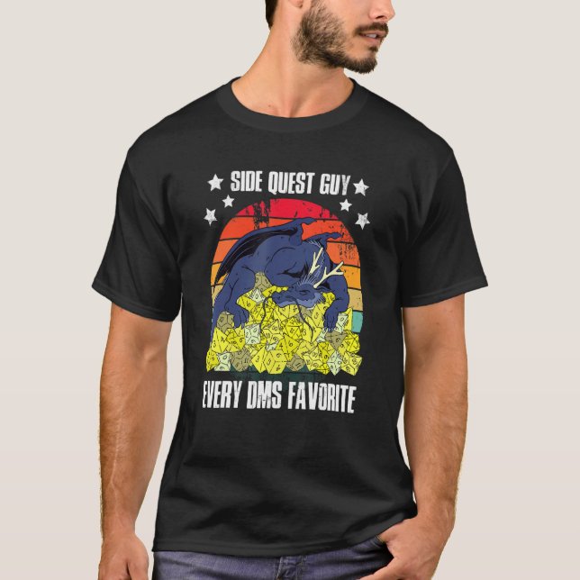 Camiseta Side Quest Guy Every DMs Favorite 1 (Frente)