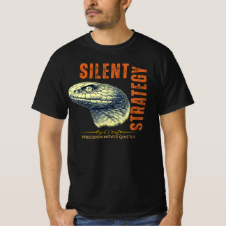 Camiseta Silent Strategy Snake  Elegant Tactical Leadership