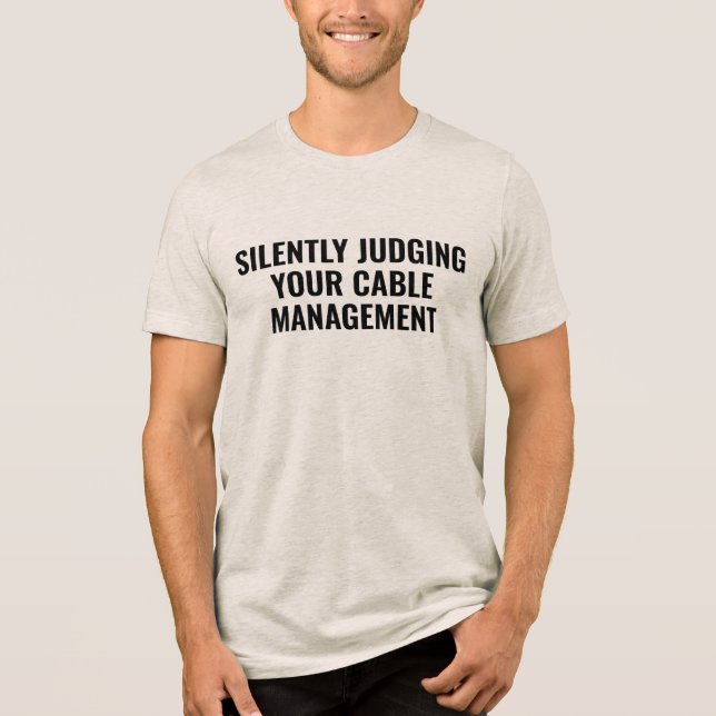 Camiseta silently judging your Cable Funny Electrician Dad (Frente)