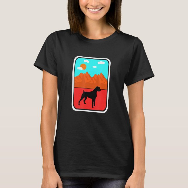 Camiseta Silhouer Boxer Sun E Mountain Dog (Frente)
