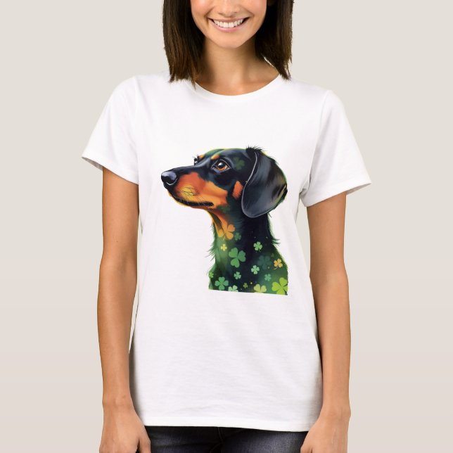 Camiseta Silhouette Dachshund com Quatro Folhas de Folha (Frente)