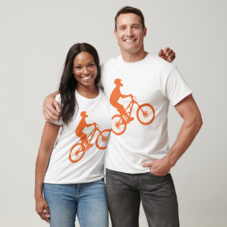 Camiseta Silhueta de ciclista de montanha