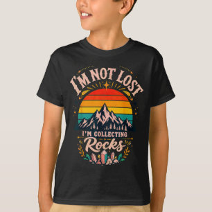 Camiseta silhueta de montanha pôr do sol retrô design de av