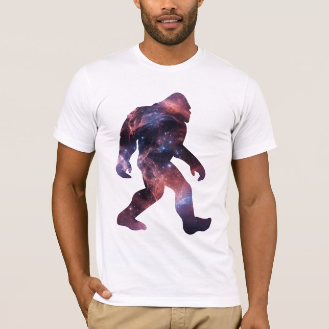 Camiseta Silhueta de Pé-grande com Interior de Galáxia (Frente)