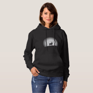 Camiseta Silhueta Majestosa de Veado sob a Luz Lunar