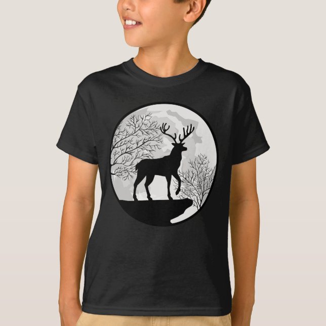 Camiseta Silhueta Noturna de Cervo e Lua na Natureza Selvag (Frente)