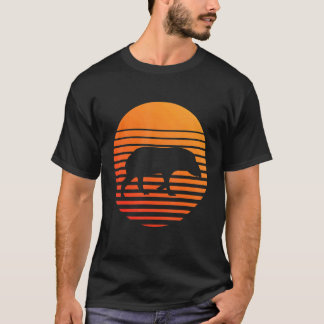 Camiseta Silhueta Sombra De Tapir Em Frente A Um Sol
