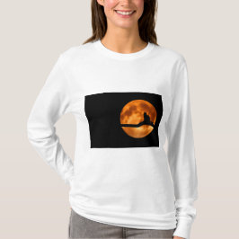 Camiseta Silhute de um Gato Negro em uma Árvore