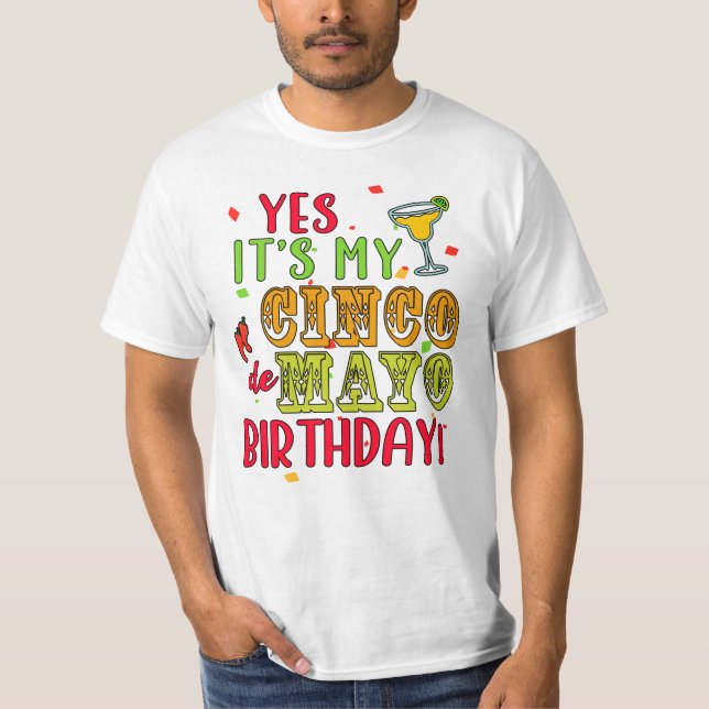 CAMISETA SIM, É MEU ANIVERSÁRIO DE CINCO DE MAIO! (Frente)
