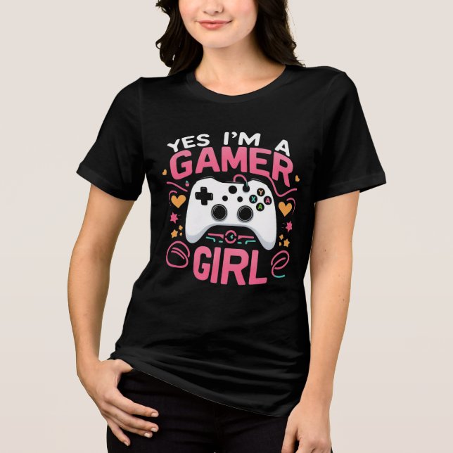 Camiseta Sim, Eu Sou Uma Gamer: Controle Pink e Branco (Frente)
