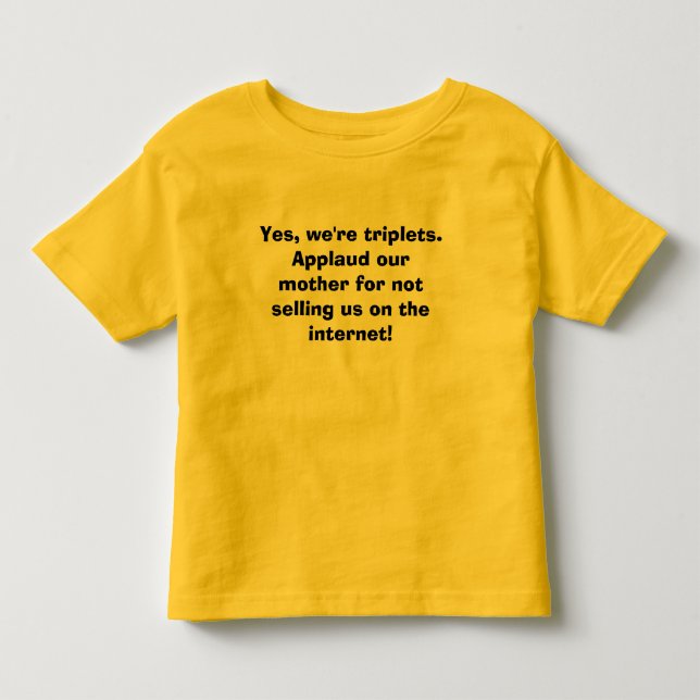 Camiseta Sim, nós somos objectivas triplas.  Aplauda nossa (Frente)