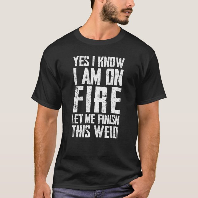 Camiseta Sim, sei que estou soltando fogo Flame Metalsmith  (Frente)