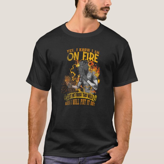 Camiseta Sim, sei que estou soltando fogo Flame Metalsmith  (Frente)