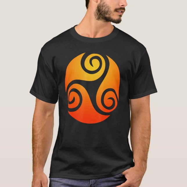 Camiseta Símbolo Místico Triskelion Espiritual (Frente)