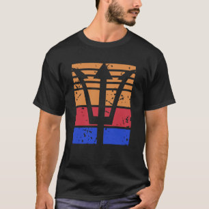Camiseta Símbolo Tridente Retro Pôr do Sol Oceano Guerreiro