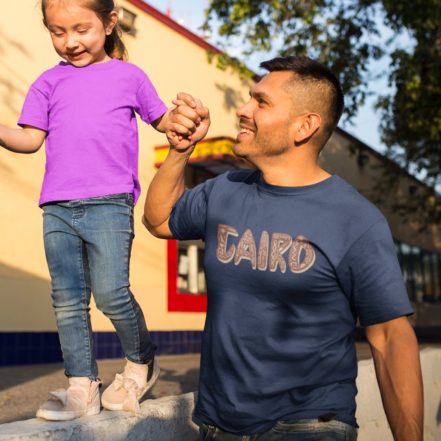 Camiseta Símbolos Hieróglifos Egípcios em Letras do Cairo (Criador carregado)