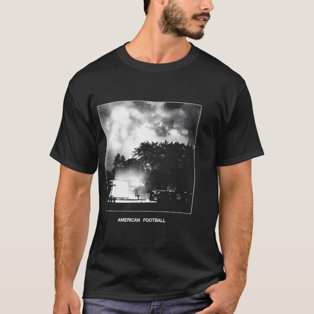 Camiseta Simetria Rara de Futebol Americano (Frente)