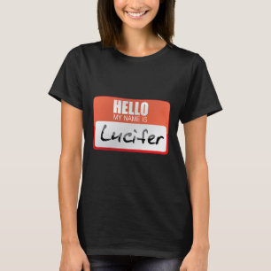 Camiseta Simples Culto Do Diabo Do Halloween Meu Nome É