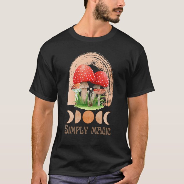 Camiseta Simples Magic Boho Rainbow Mushroom Moon Phase (Frente)
