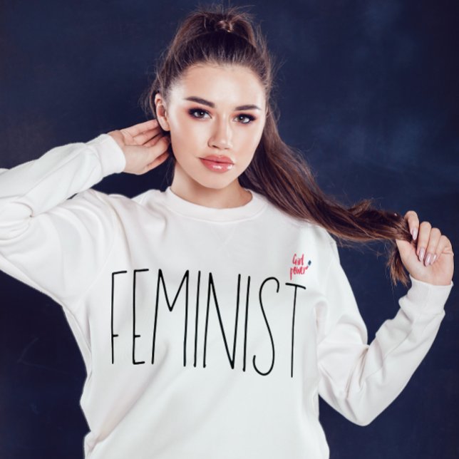 Camiseta Simples, moderna, escritura feminista Mínima de po (Criador carregado)
