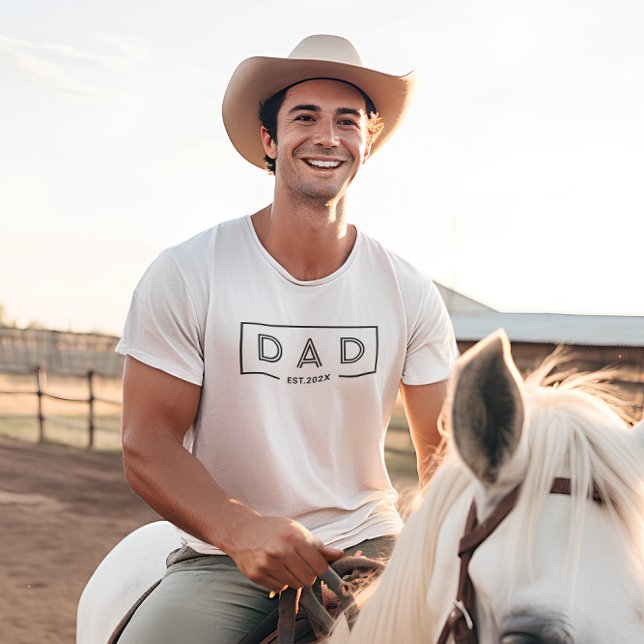 Camiseta Simples Pai Negra Negra. 2024 (Criador carregado)