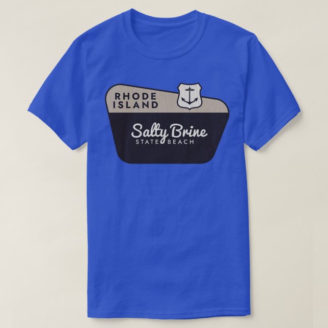 Camiseta Sinal de boas-vindas de Salty Brine State Beach Rh (Frente do Design)