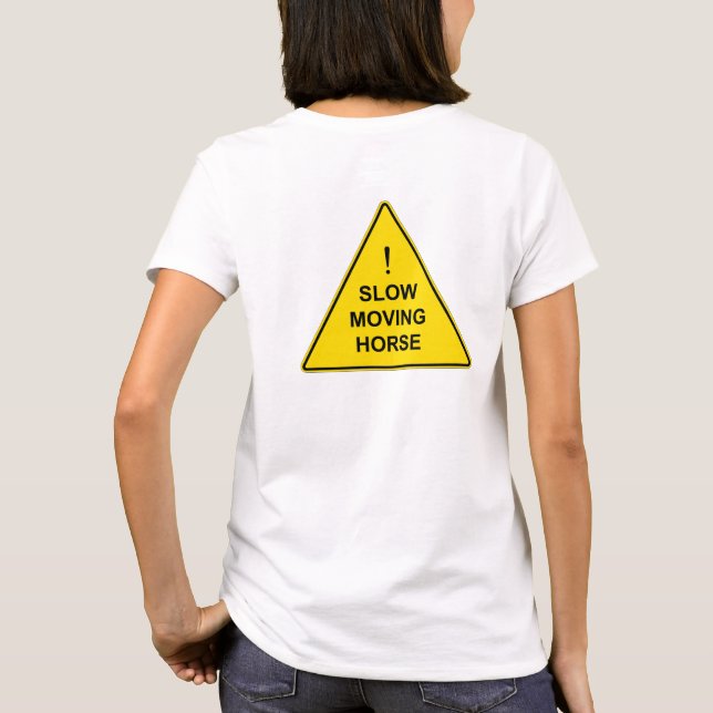 Camiseta Sinal de "Cavalo Movido Lento" Amarelo Engraçado (Verso)
