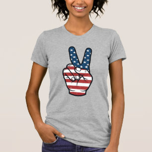 Camiseta Sinal de Paz Patriótico Vintage Mão Vector Design_