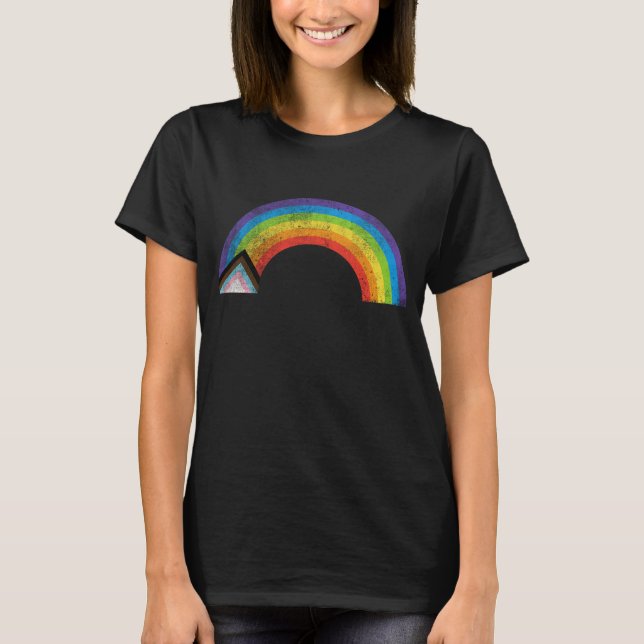 Camiseta Sinalizador do Orgulho de Progresso Distante LGBT  (Frente)