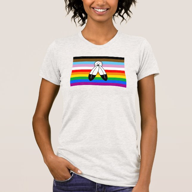 Camiseta Sinalizador do Orgulho de Progresso LGBTQ+ com Doi (Frente)