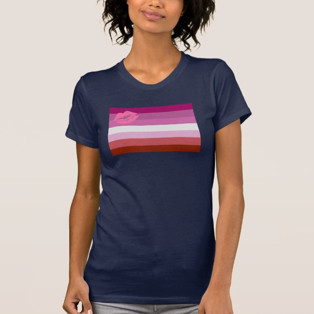 Camiseta Sinalizador do Orgulho Lésbico Lipstick (Frente)