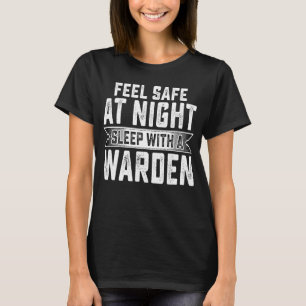Camiseta Sinta-se seguro no sono noturno com uma mulher cor