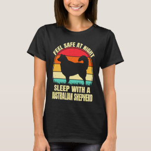 Camiseta Sinta-se seguro no sono noturno com uma ovelha aus