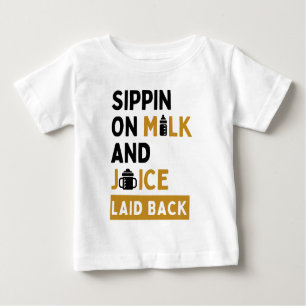 Camiseta Sippin na Festa de aniversário de lúpulo em leite 