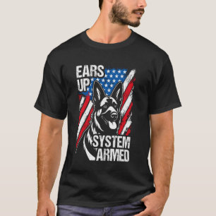 Camiseta SISTEMA ORELHAS ACIMA ARMADO Cão Patriótico Pastor