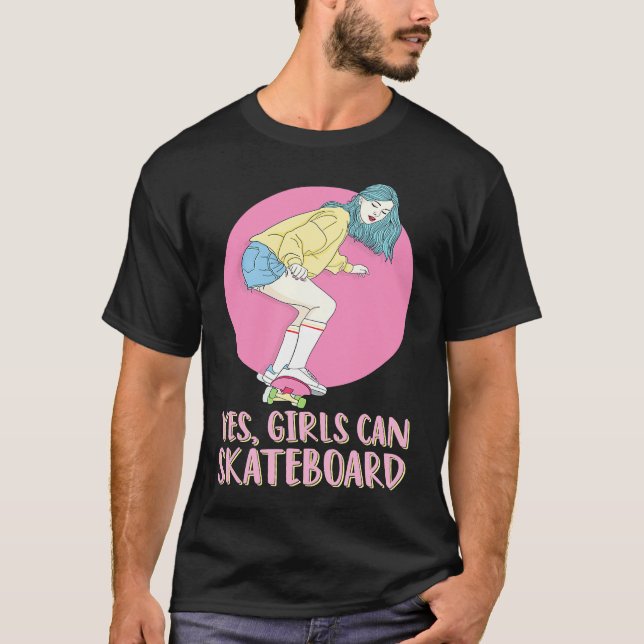 Camiseta Skateboarder Skater Girl 80s Pastel Yes Girls Can  (Frente)