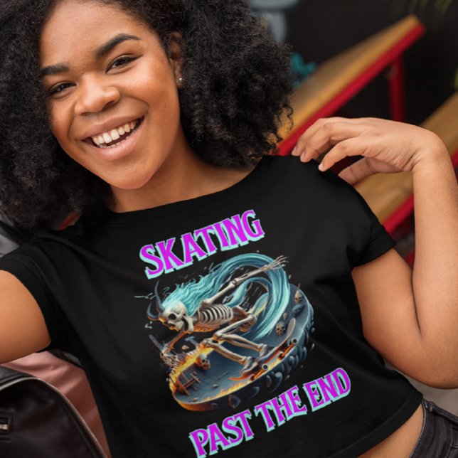 Camiseta Skeleton Andando No Inferno (Criador carregado)