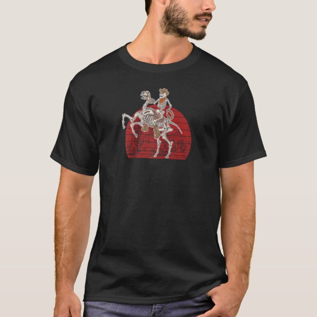 Camiseta Skeleton Cowboy Andando Skeleton Horse Co (Frente)