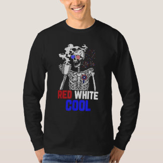 Camiseta Skeleton Drinking Coffee 4th of July Cool Red And 