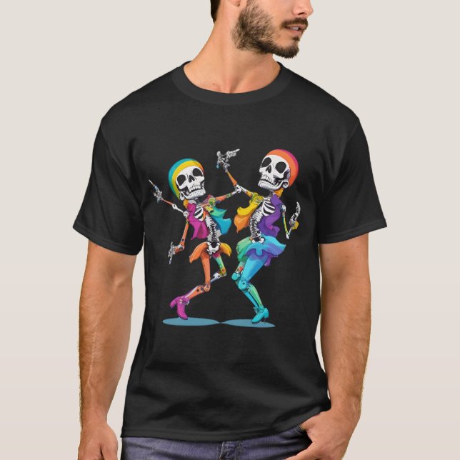 Camiseta Skeleton Pirates Dançando Arco-Íris (Frente)