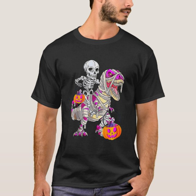 Camiseta Skeleton Riding Mummy Dinosaur Rex Halloween  Pump (Frente)