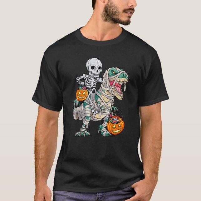 Camiseta Skeleton Riding Mummy Dinosaur rex Halloween  Pump (Frente)