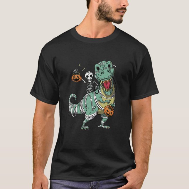 Camiseta Skeleton Riding Mummy Dinosaur T Rex Halloween (Frente)