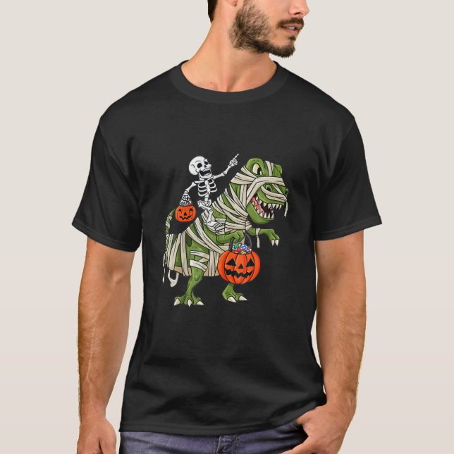 Camiseta Skeleton Riding Mummy Dinosaur T Rex Halloween (Frente)