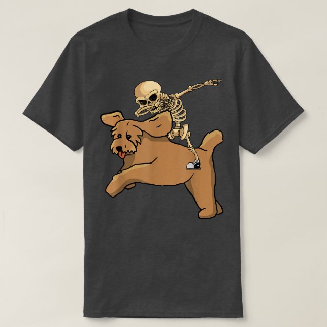 Camiseta Skeleton Riding Poodle Fora Preguiçosa de Hallowee (Frente do Design)