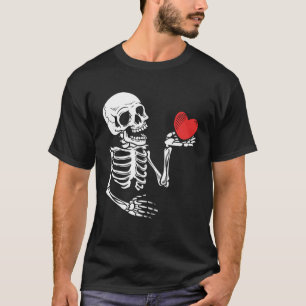 Camiseta Skeleton Skeleton Segurando Red Heart Love 2